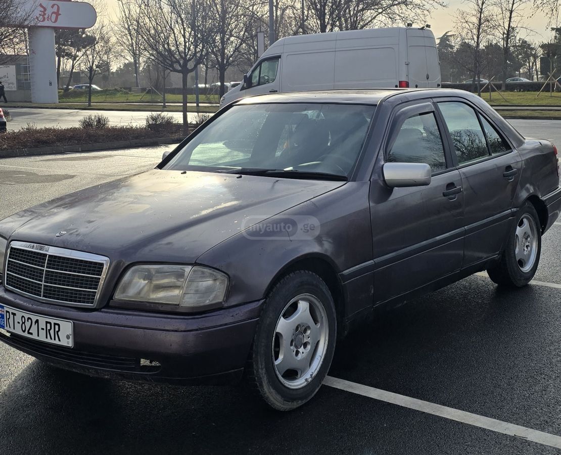 Mercedes-Benz C 180 1995 — photo 2