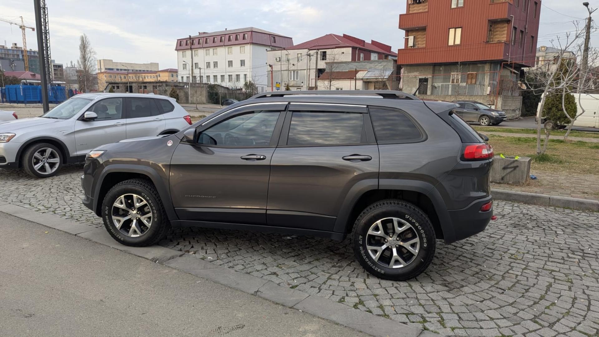 Jeep Cherokee