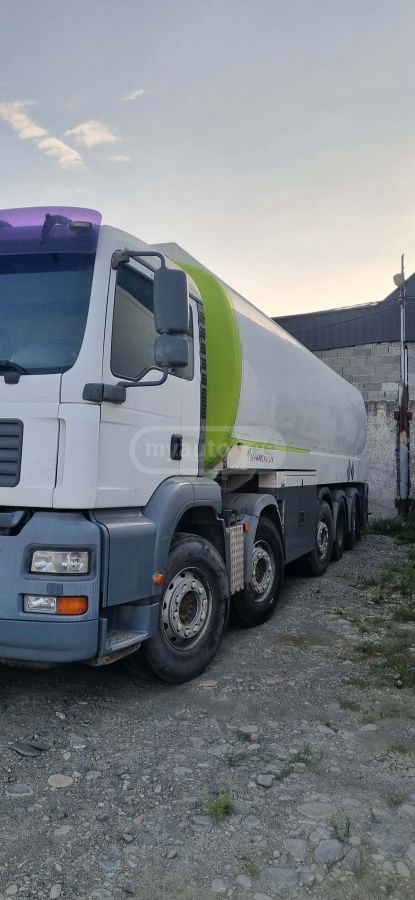 Isuzu TGA 2006 — photo 2