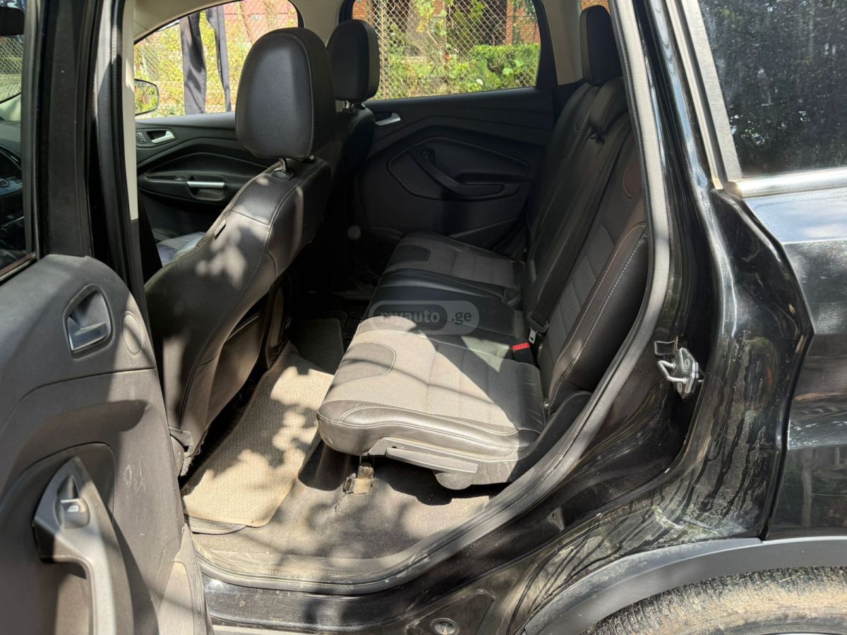 Ford Escape 2013 — photo 2