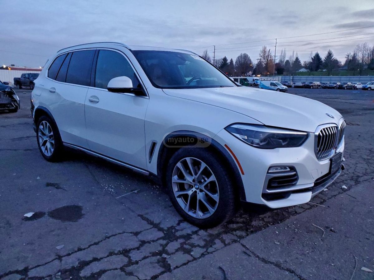 BMW X5 2019 — photo 2