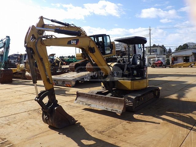Caterpillar 305 CR 2019 — photo 2