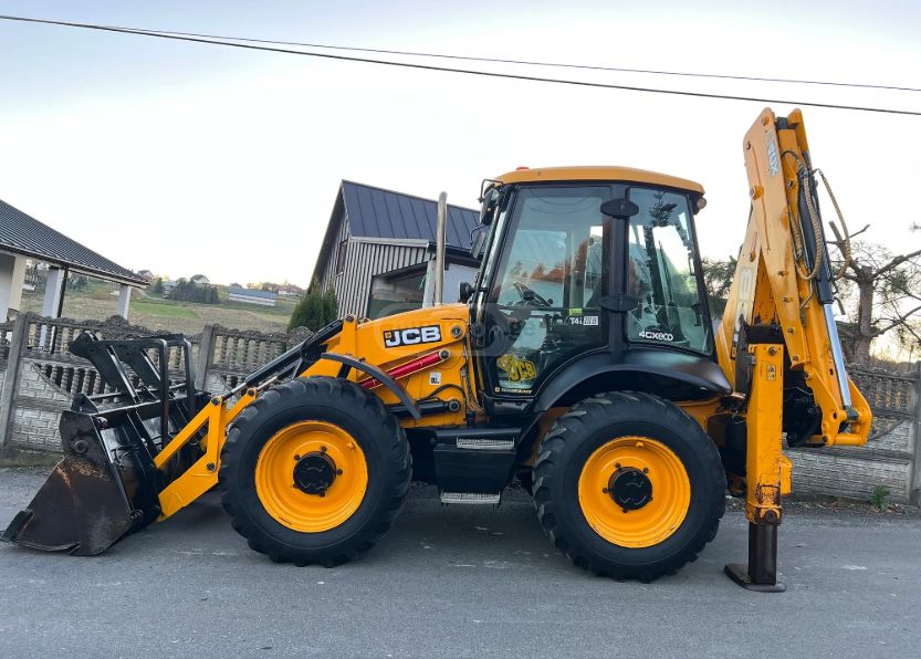 Jcb 4CX 2014 — photo 2