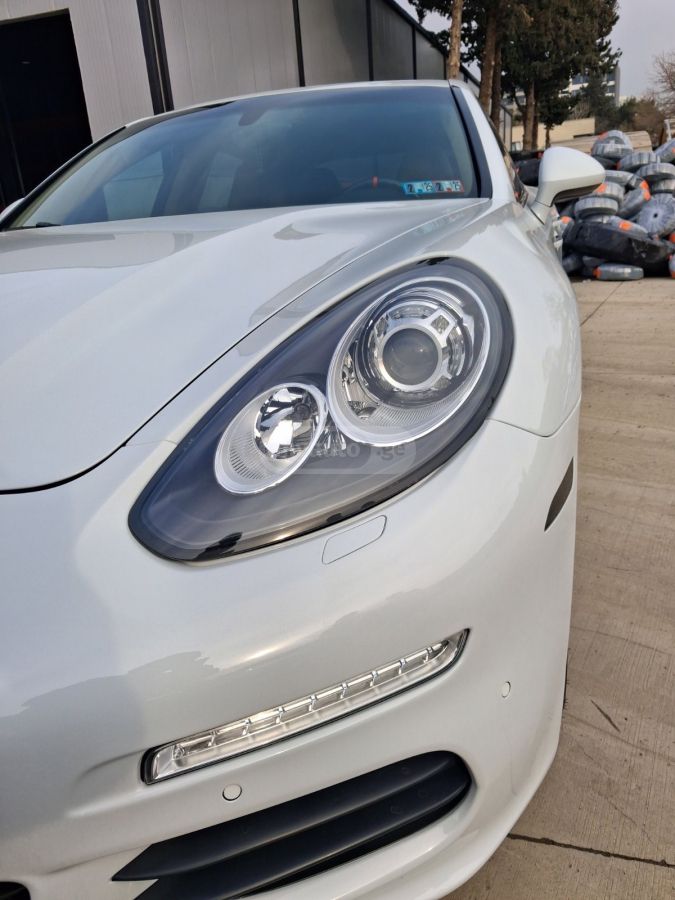 Porsche Panamera 2016 — photo 2