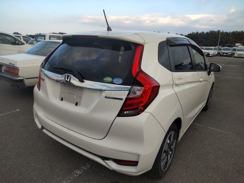 Honda Fit 2018 — photo 2