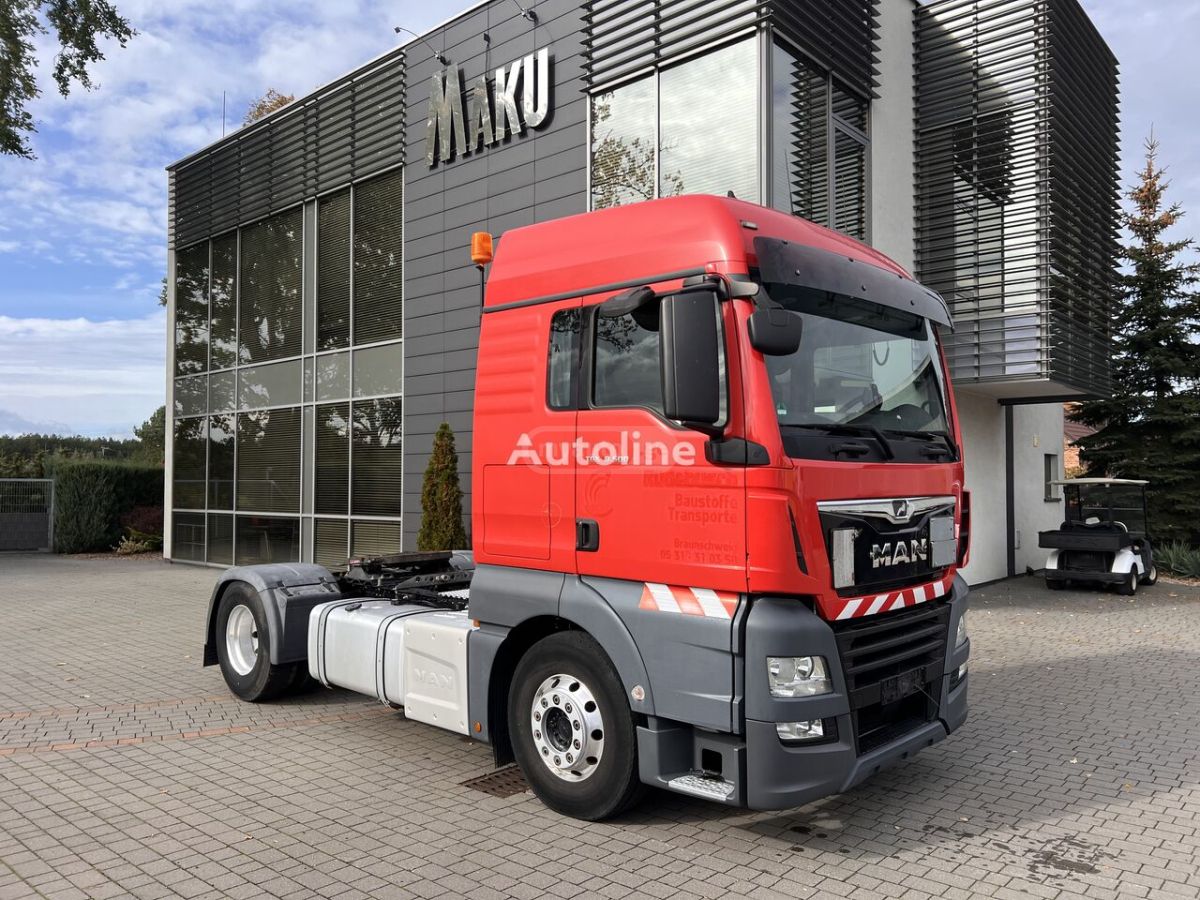 Isuzu TGX