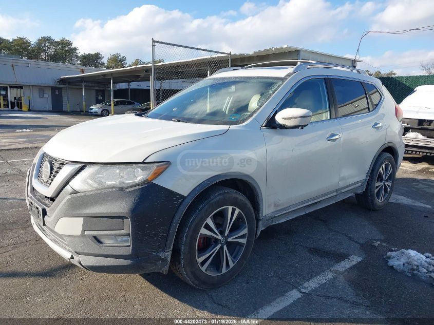 Nissan Rogue 2018 — photo 2