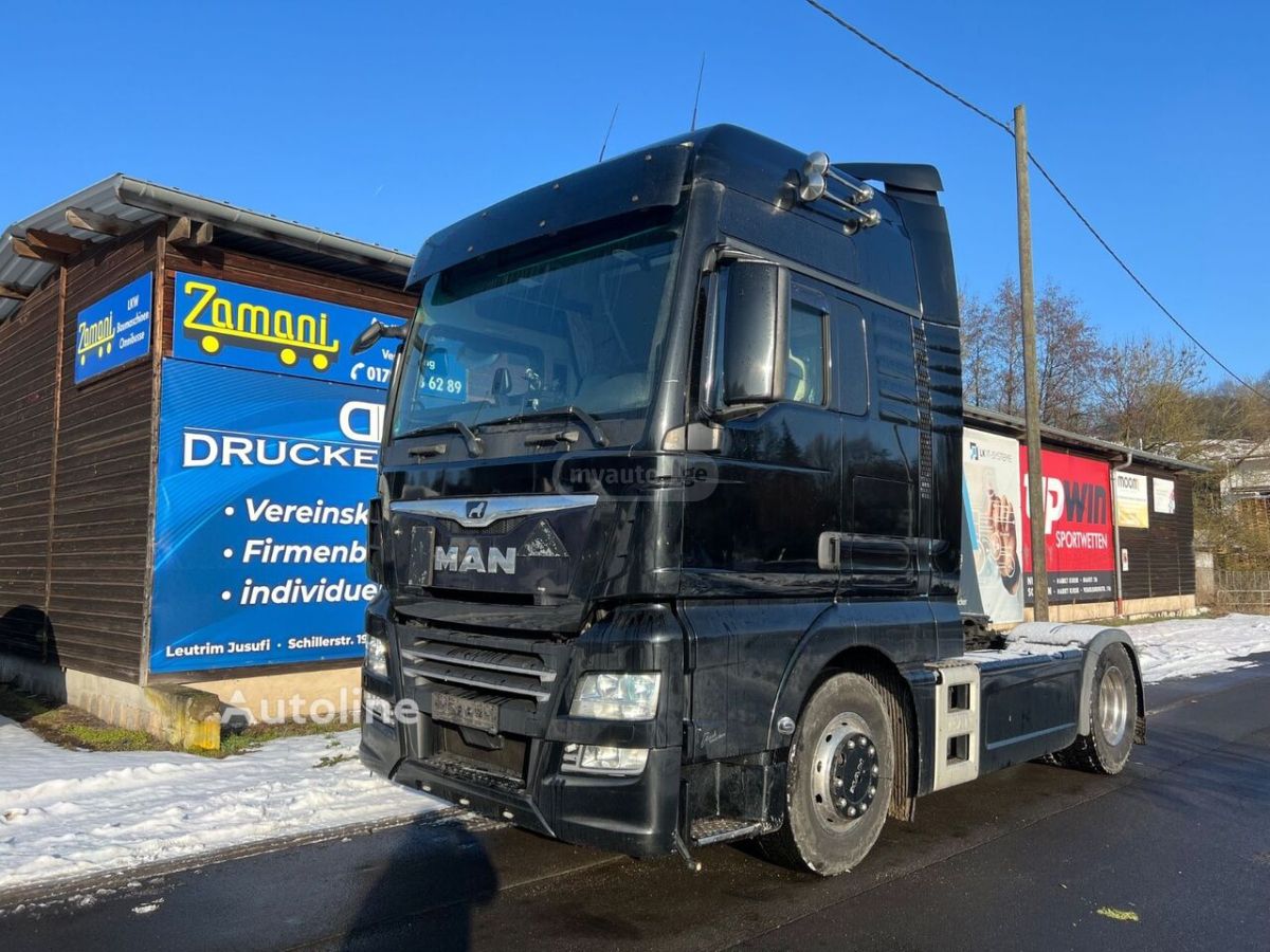 Isuzu TGX 2018 — photo 2