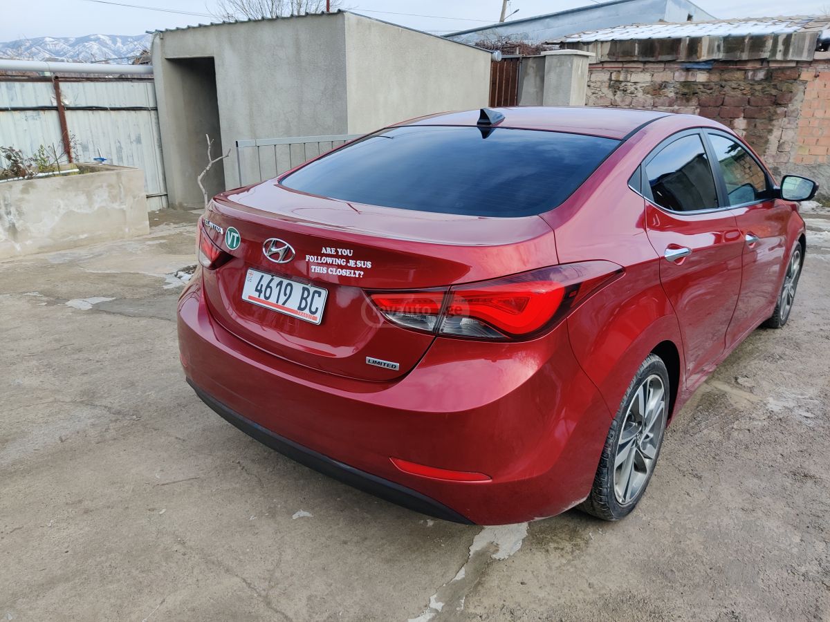 Hyundai Elantra 2016 — photo 2