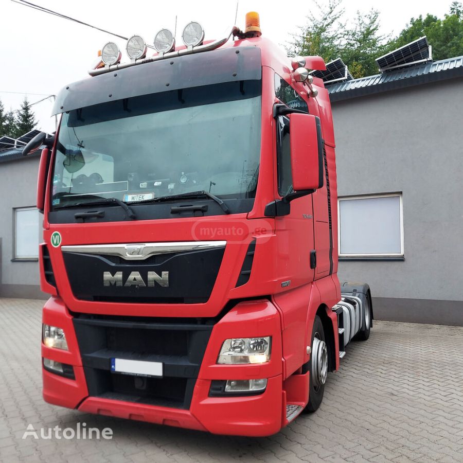 Isuzu TGX