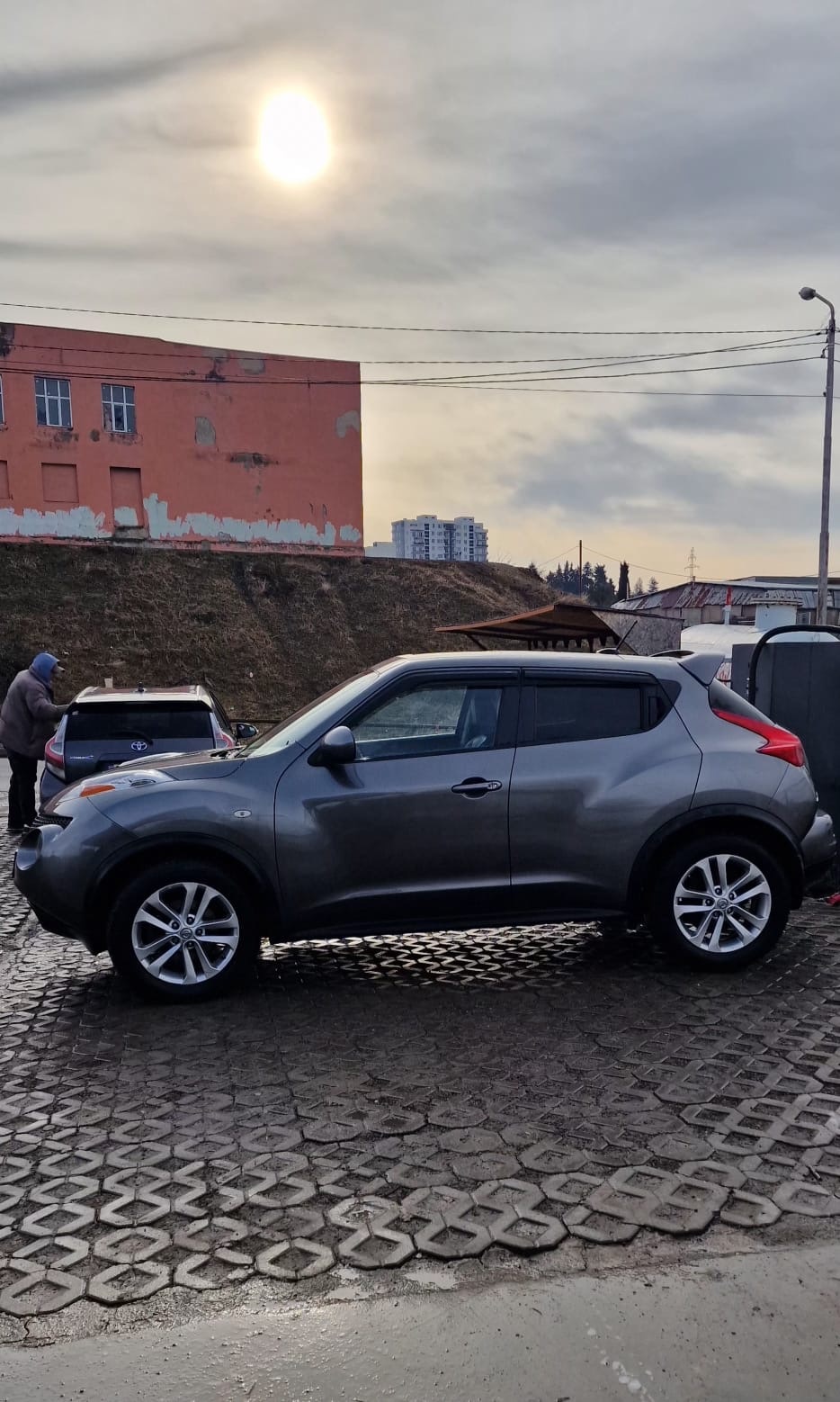 Nissan Juke 2012 — photo 2