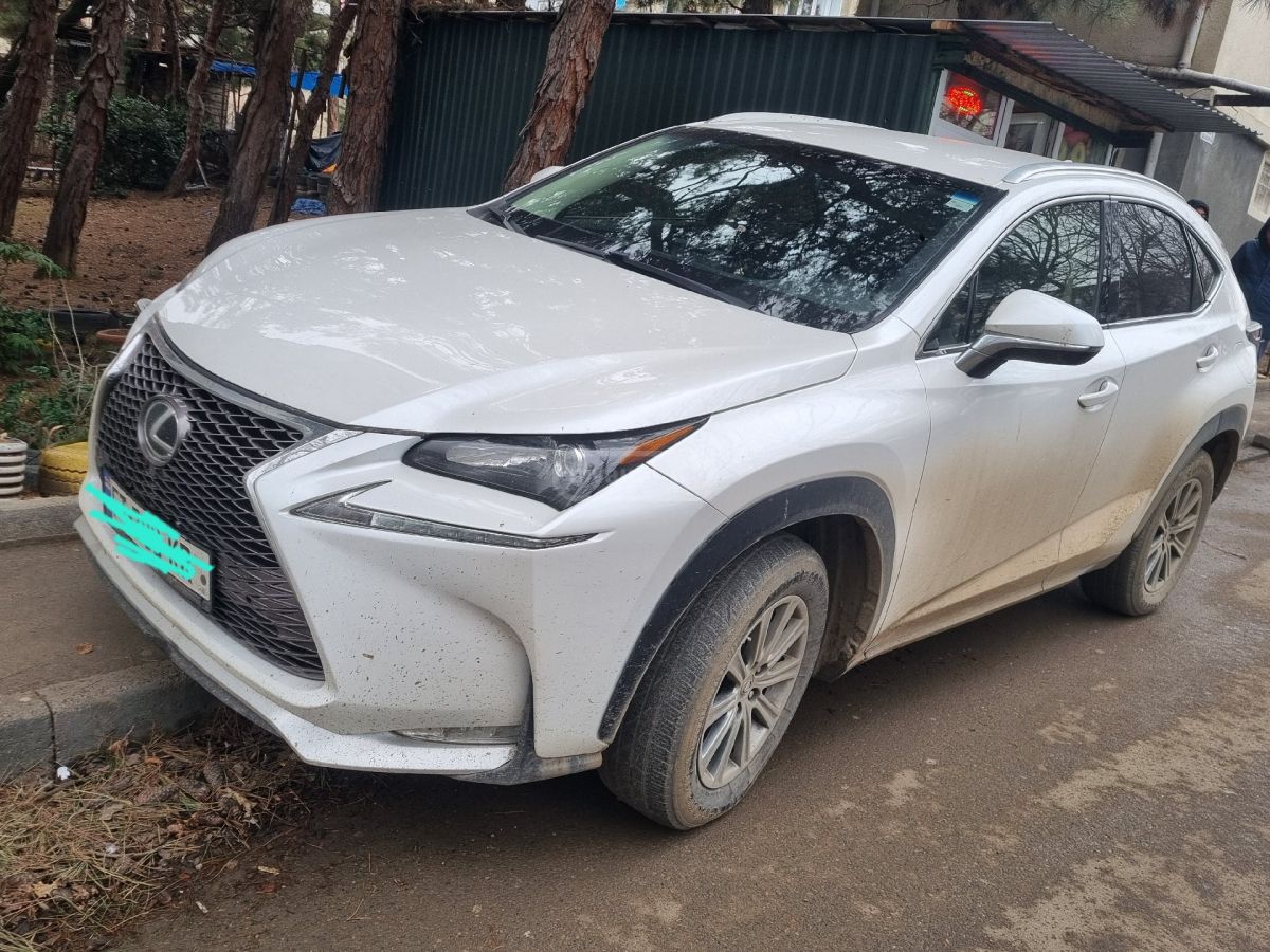 Lexus NX 200
