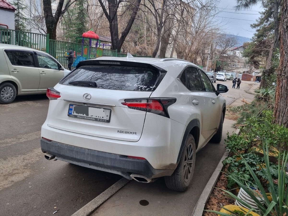 Lexus NX 200 2016 — photo 2