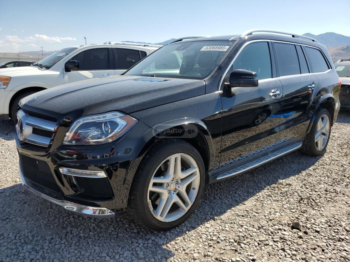 Mercedes-Benz GL 550