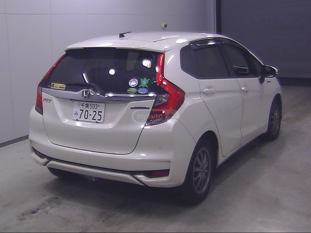 Honda Fit 2018 — photo 2