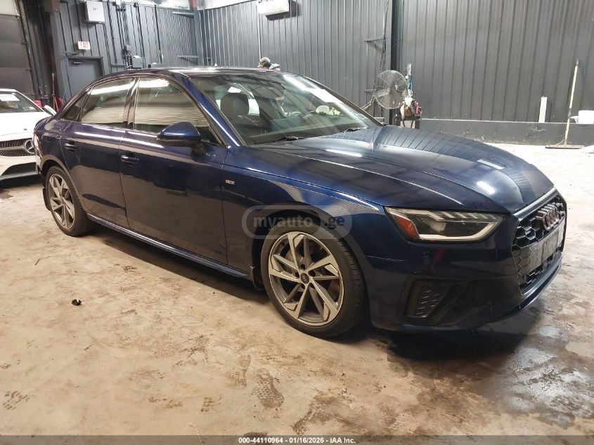 Audi A4 2021 — photo 2