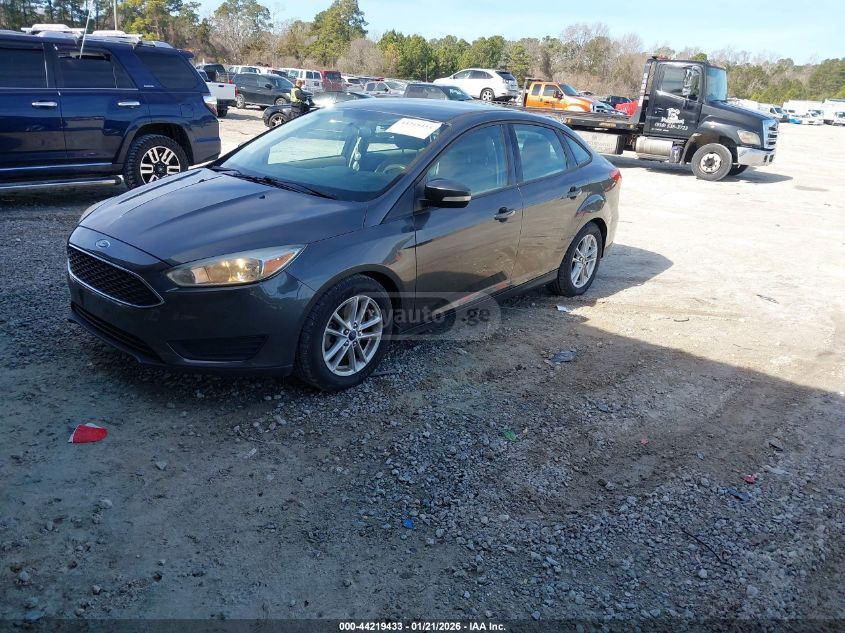 Ford Focus 2015 — photo 2