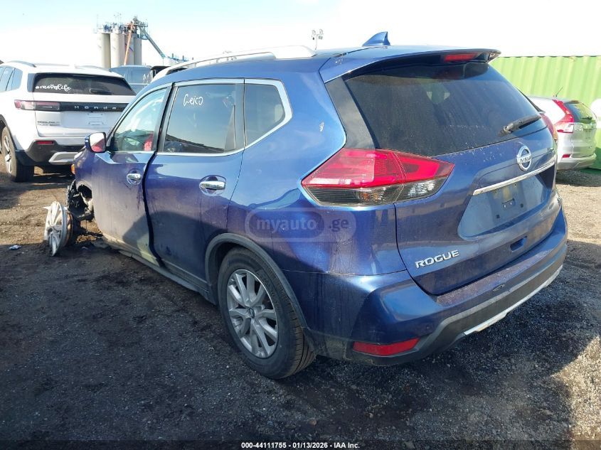 Nissan Rogue 2018 — photo 2