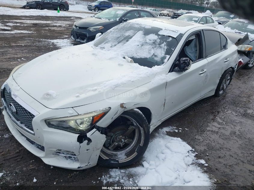 Infiniti Q50 2015 — photo 2