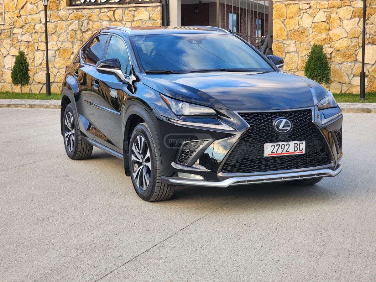 Lexus NX 300
