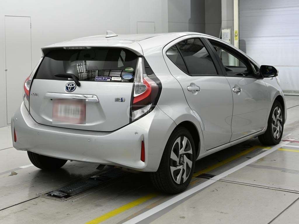 Toyota Aqua 2020 — photo 2
