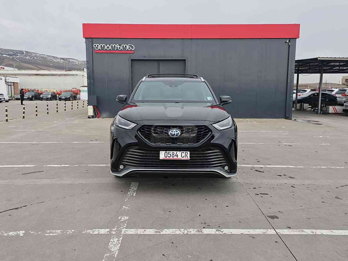 Toyota Highlander 2023 — photo 2