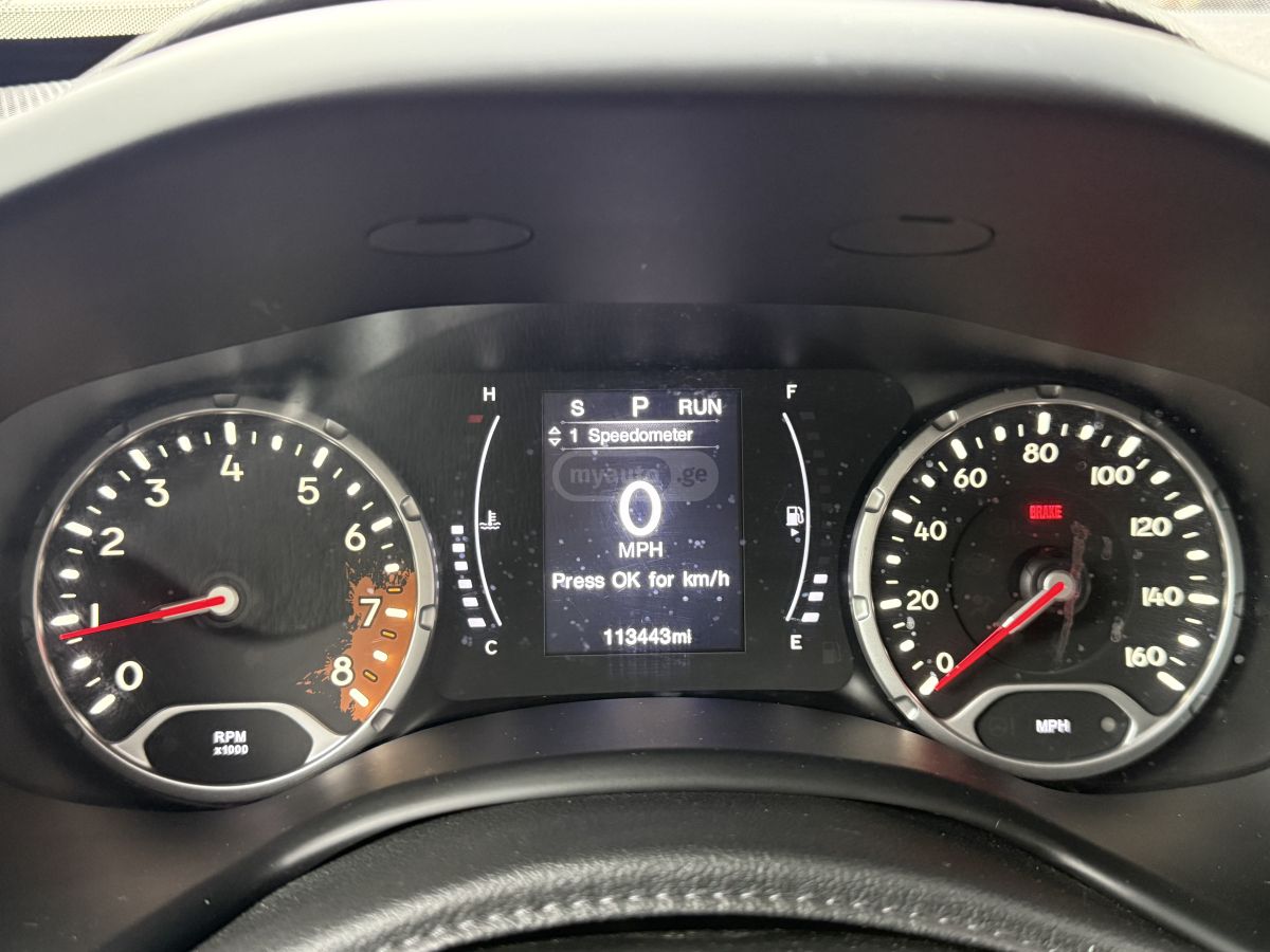 Jeep Renegade 2017 — photo 2