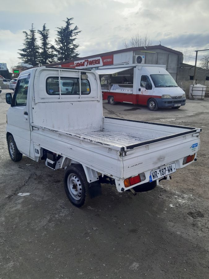Mitsubishi Minica 2004 — photo 2