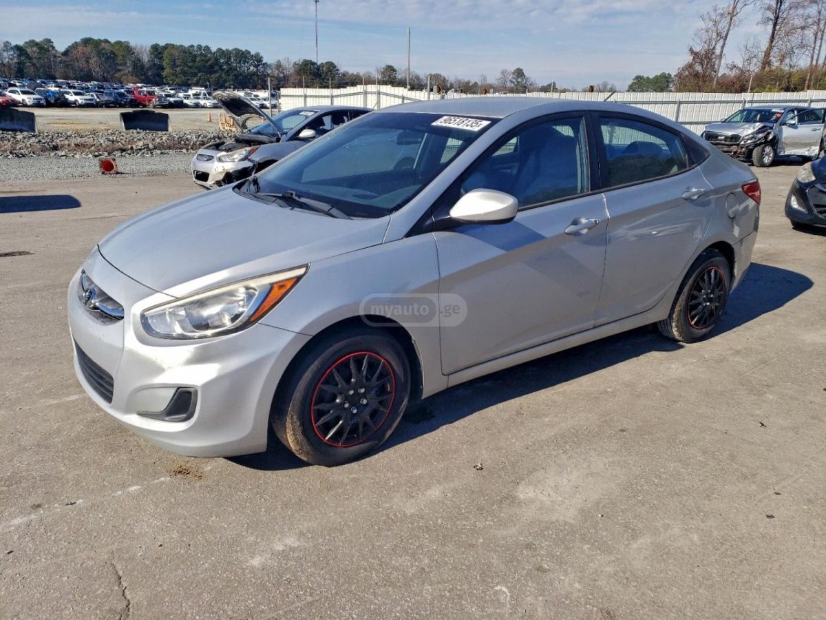 Hyundai Accent