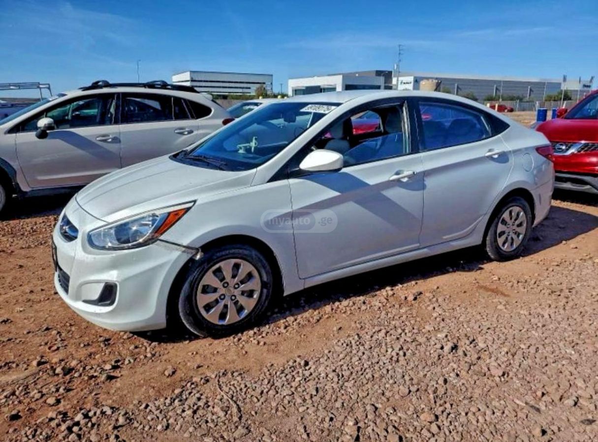Hyundai Accent 2015 — photo 2