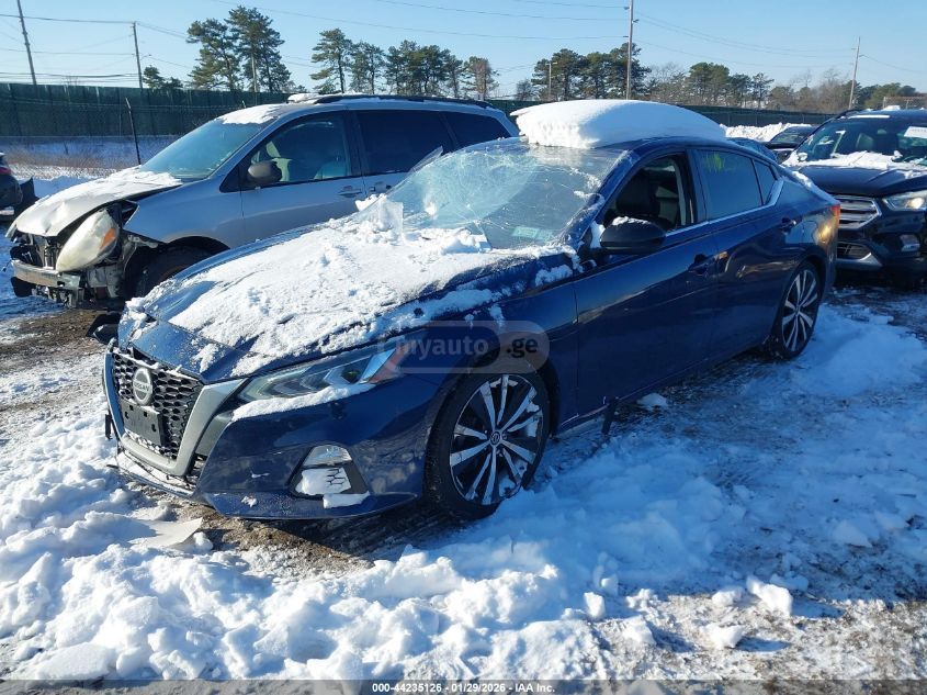 Nissan Altima 2020 — photo 2