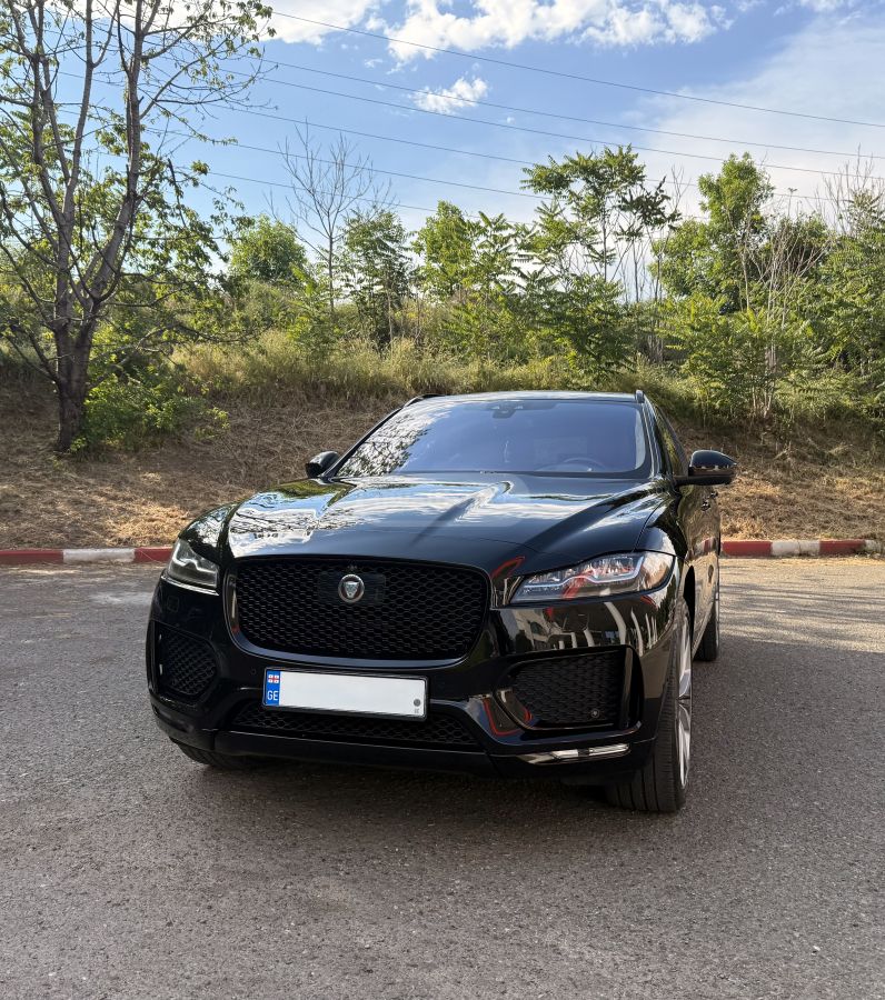 Jaguar F-Pace