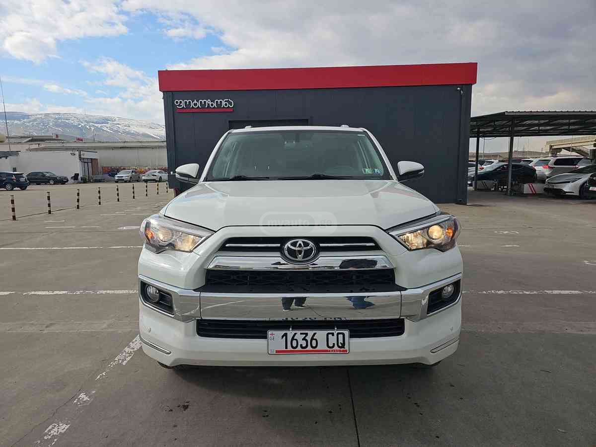 Toyota 4Runner 2018 — photo 2