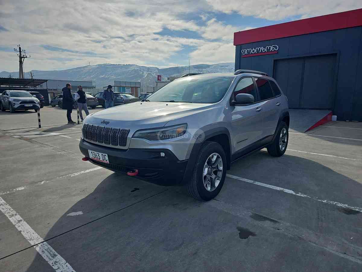 Jeep Cherokee