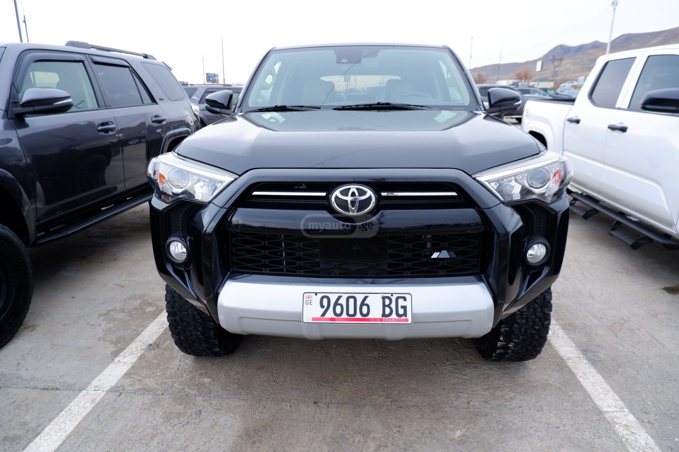 Toyota 4Runner 2020 — photo 2
