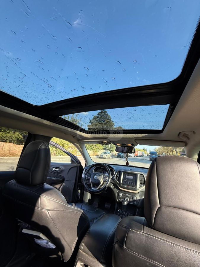 Jeep Cherokee 2014 — photo 2