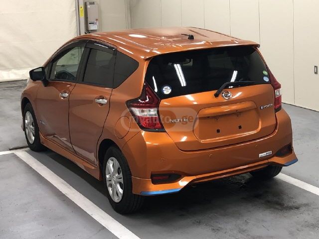 Nissan Note 2017 — photo 2