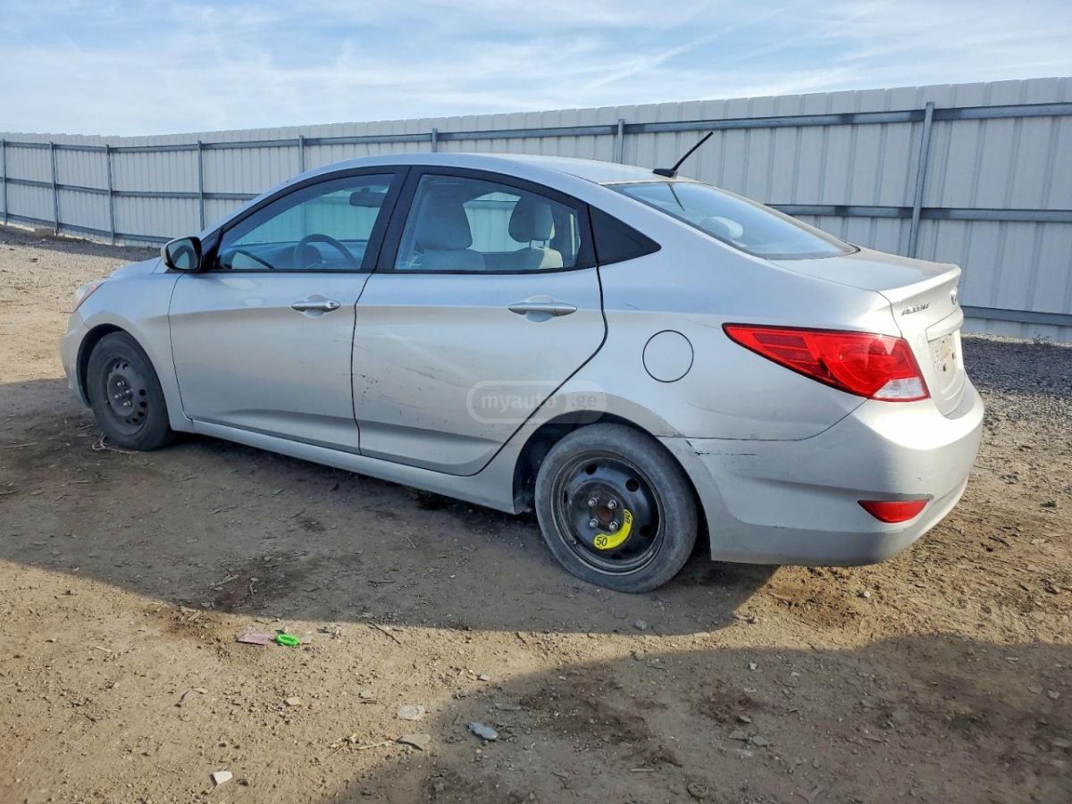 Hyundai Accent 2016 — photo 2