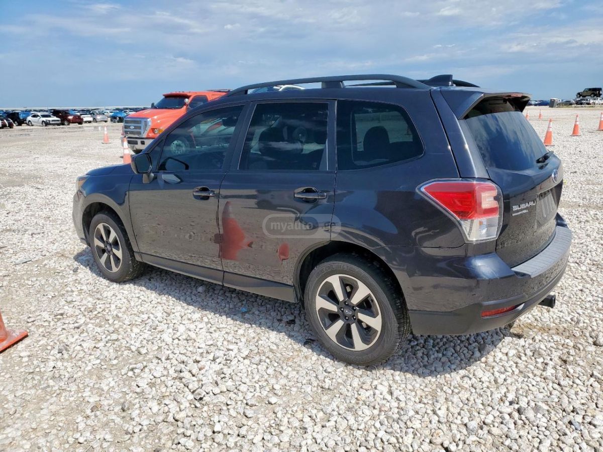 Subaru Forester 2017 — photo 2