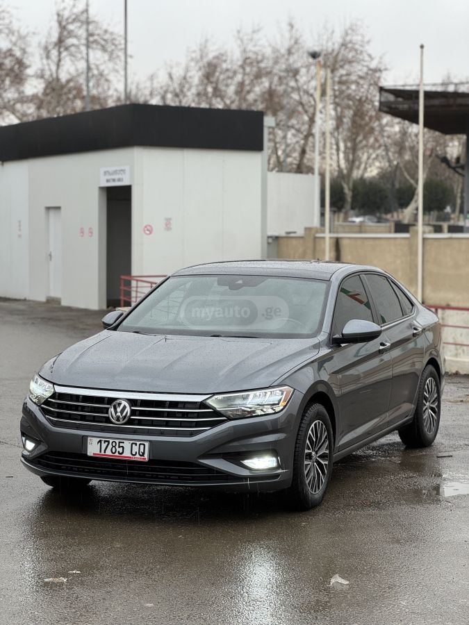 Volkswagen Jetta 2021 — photo 2