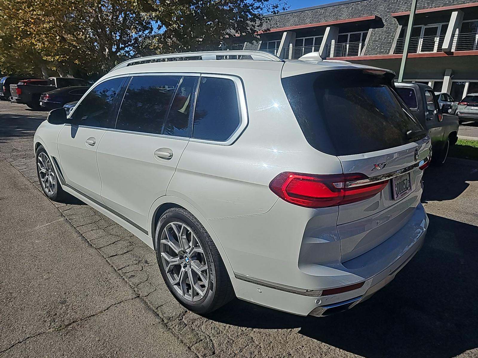 BMW X7 2020 — photo 2