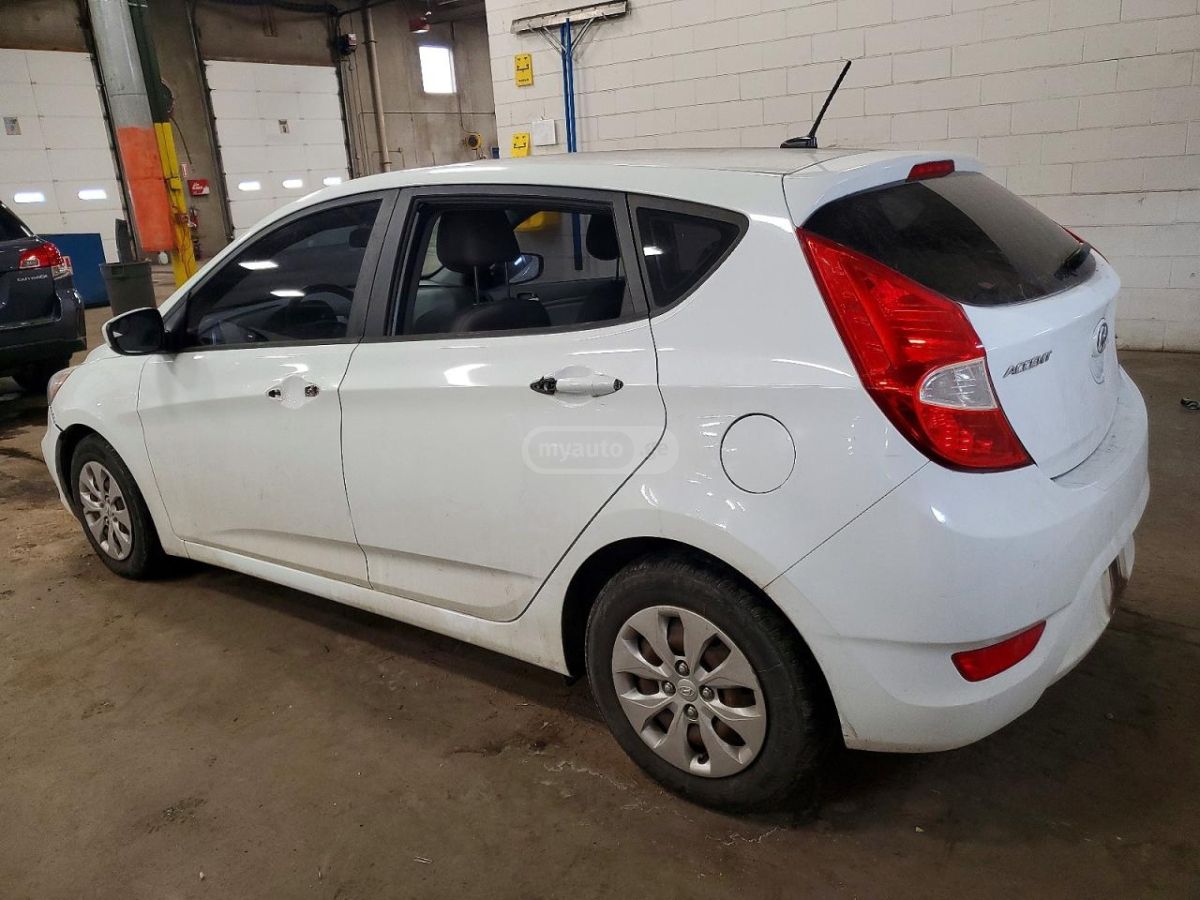 Hyundai Accent 2015 — photo 2