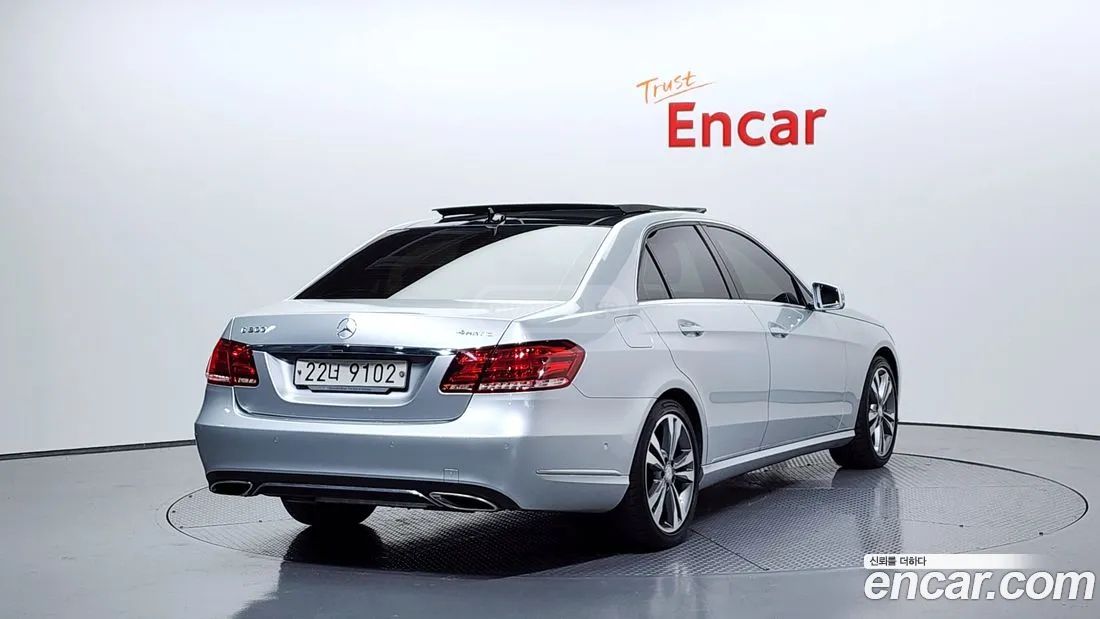 Mercedes-Benz E 63 AMG 2014 — photo 2
