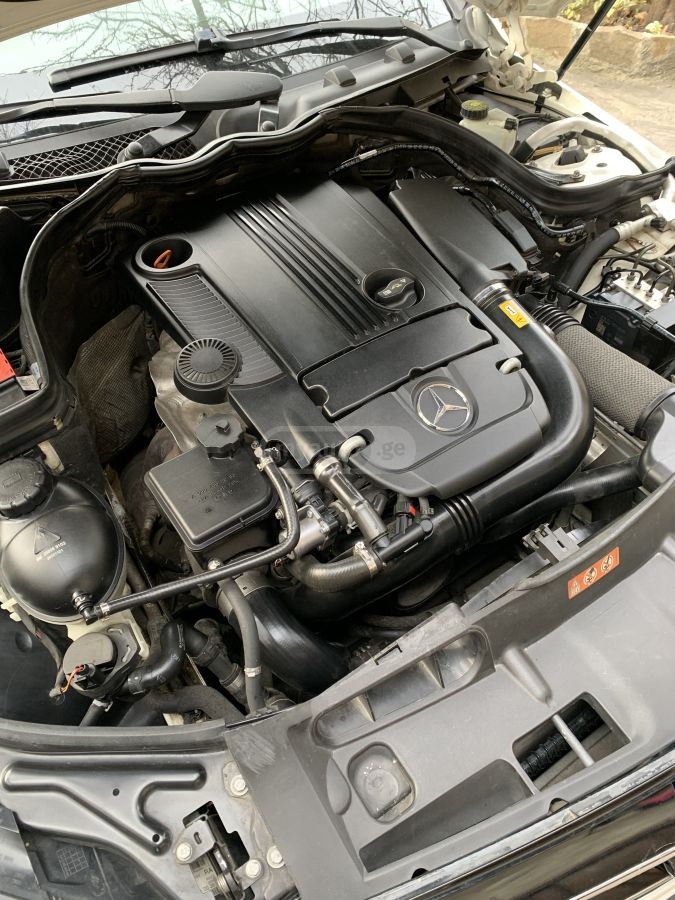 Mercedes-Benz C 250 2012 — photo 2