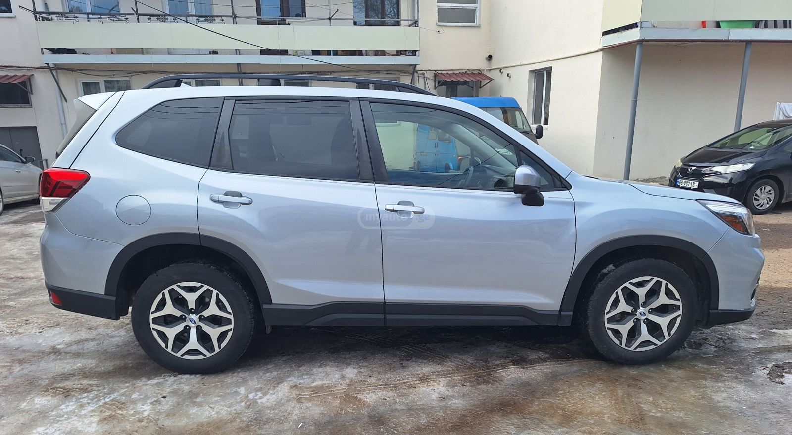 Subaru Forester 2019 — photo 2