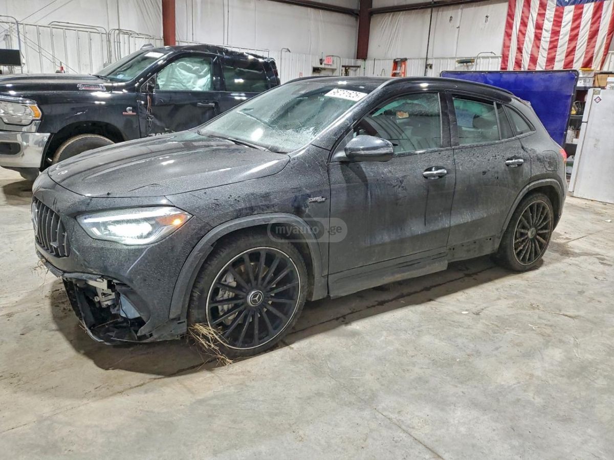 Mercedes-Benz GLA 350