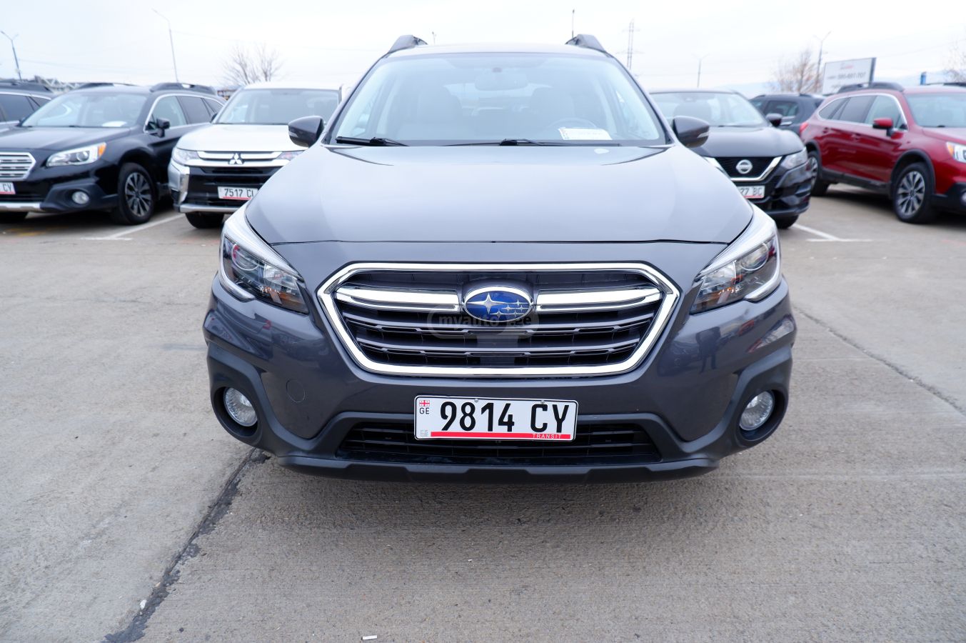 Subaru Outback 2017 — photo 2
