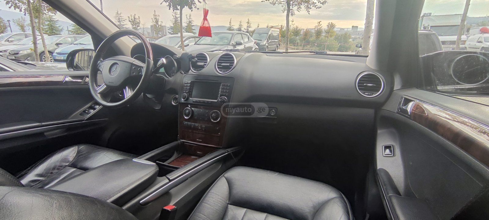 Mercedes-Benz ML 320 2006 — photo 2