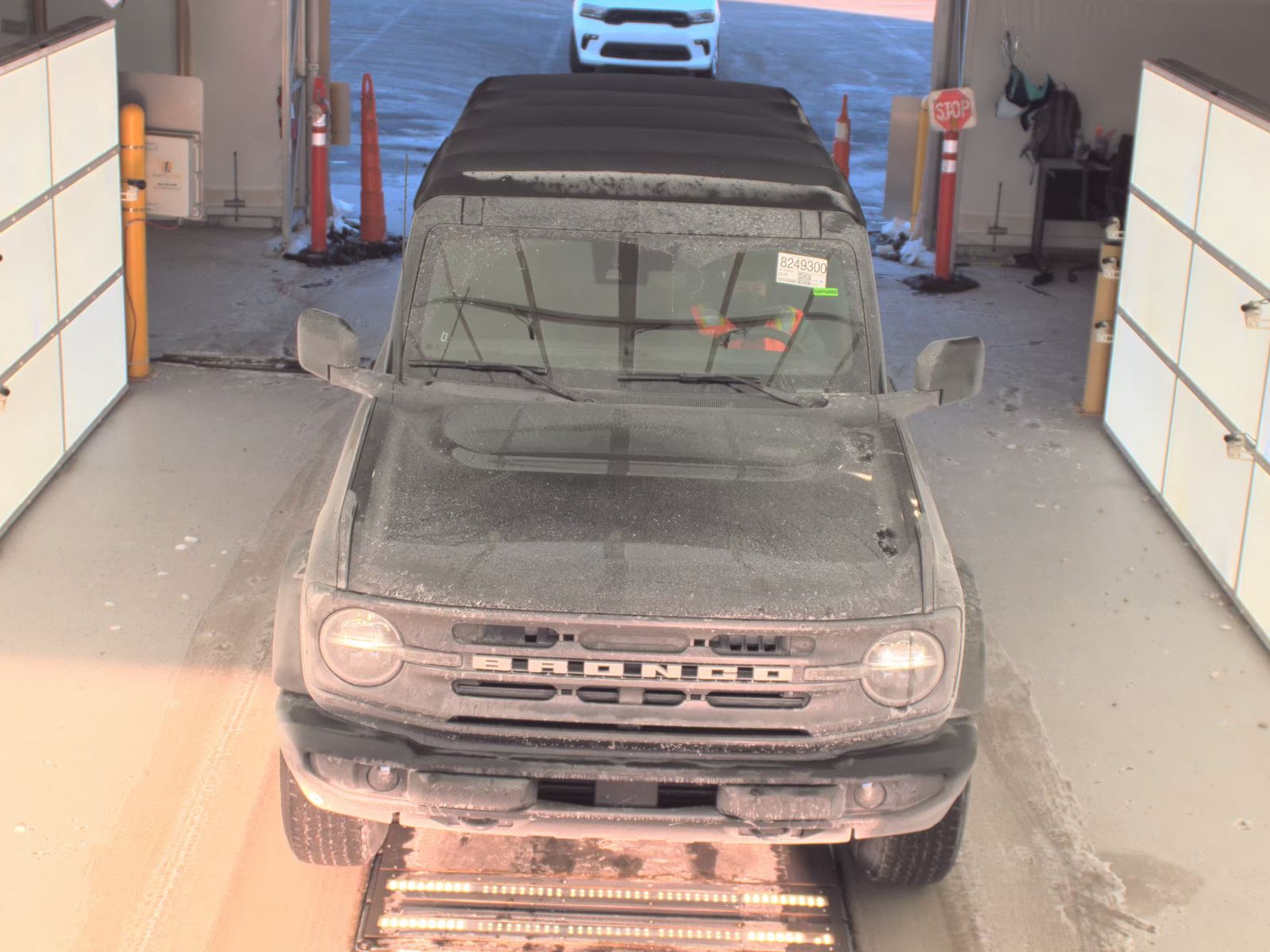 Ford Bronco 2022 — photo 2