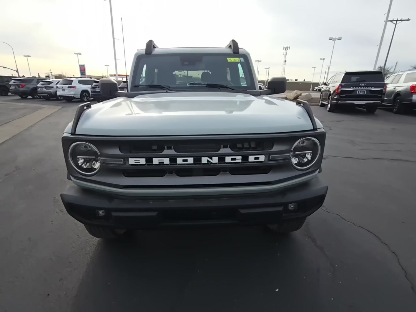 Ford Bronco 2023 — photo 2